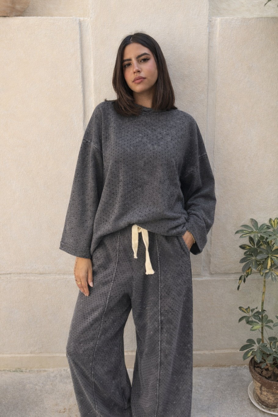 Grey Rocky set with black strass