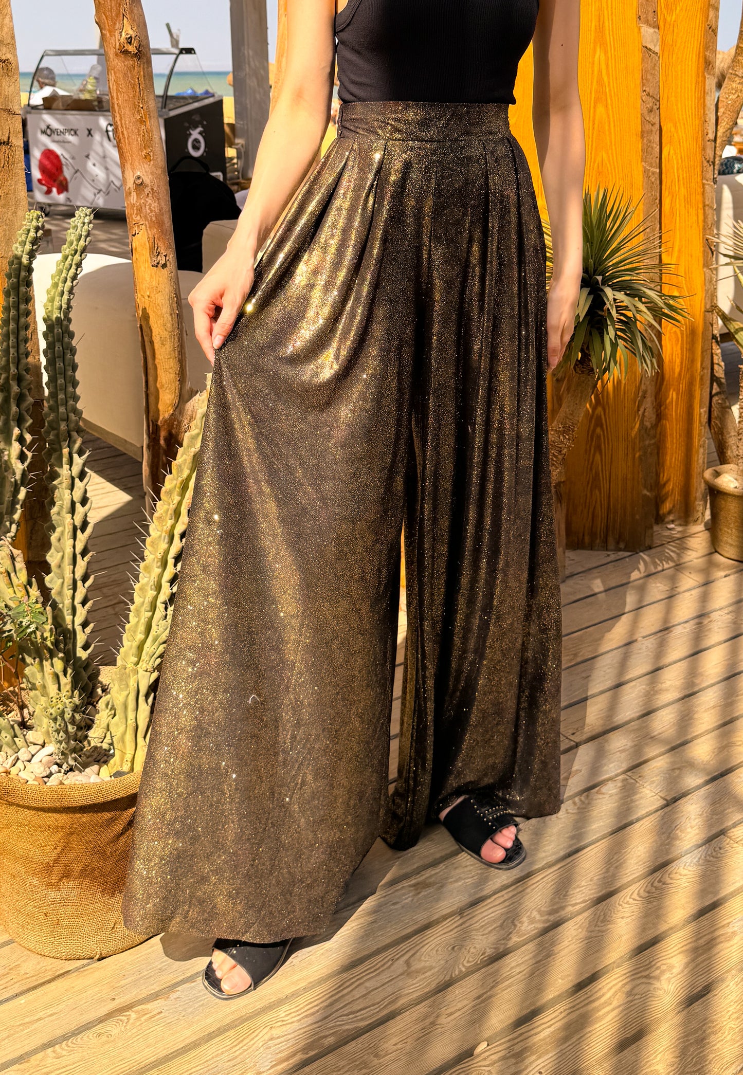 Glamy metallic wide leg pant