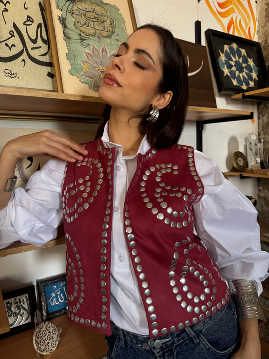 Habiba Vest in burgundy